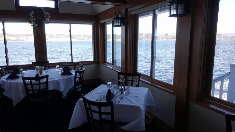 The French Country Inn Lake Geneva Exterior foto